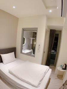 Phòng Đơn Có Phòng Tắm Riêng (Single Room with Private Bathroom)