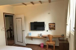 Phòng Deluxe Giường Đôi Có Bồn Tắm (Deluxe Double Room with Bath)