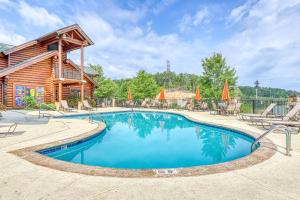 Golf View Condo in Pigeon Forge