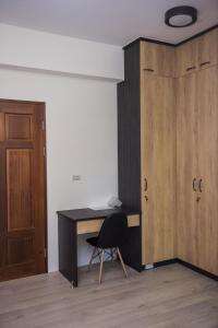 Phòng 4 người có ban công (Quadruple Room with Balcony)