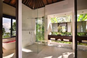 Biệt Thự 5 Phòng Ngủ (Five-Bedroom Villa)