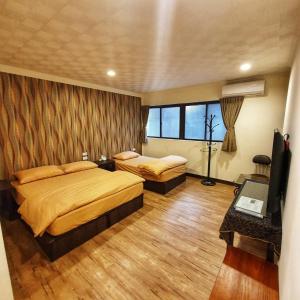 Phòng 3 Người Có Phòng Tắm (Triple Room with Bathroom)