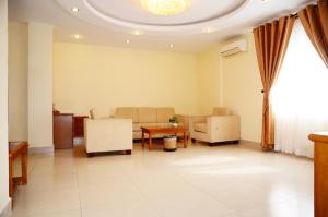 Suite 2 Phòng Ngủ (Two-Bedroom Suite)