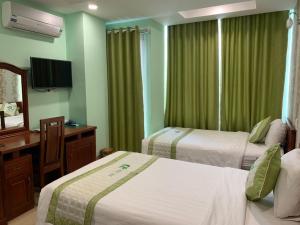 Phòng 2 giường đơn có ban công (Twin Room with Balcony)