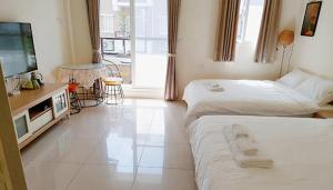 Phòng 4 Người Có Phòng Tắm (Quadruple Room with Bathroom)
