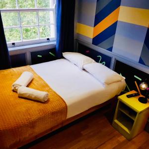Small Double Room with Shared Bathroom room in KX Rooms