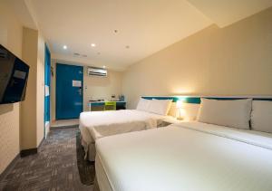 Phòng Gia Đình Loại Sang (Deluxe Family Room)