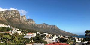 Superior Double or Twin Room with Balcony, mountain & partial sea view room in 3 On Camps Bay Boutique Hotel