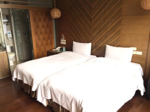 Phòng Tiêu chuẩn Giường Đôi/2 Giường Đơn - Không có Tầm nhìn (Standard Double or Twin Room - No View)