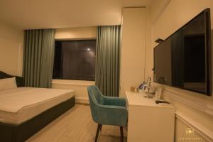 Phòng Giường Đôi Lớn Loại Sang (Deluxe Queen Room)