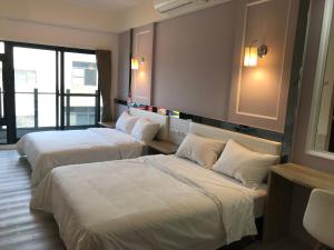 Phòng Tiêu chuẩn 4 người (Standard Quadruple Room)