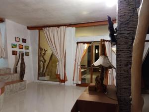 Studio Deluxe (Deluxe Studio)
