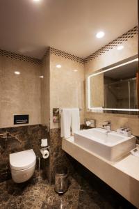 Deluxe Double Room with City View and Free Spa Access room in Mercure Istanbul Bakirkoy