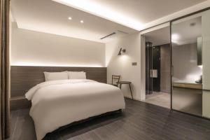 Phòng Đôi Loại Sang (Deluxe Double Room)