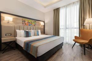Double Room - Non-Smoking  room in Ramada Encore By Wyndham Istanbul Basin Express