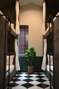Phòng Deluxe 4 Người (Deluxe Quadruple Room)