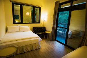 Phòng 4 người Nhìn ra cảnh Núi non (Quadruple Room with Mountain View)