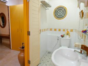 Nhà kiểu nông thôn Deluxe (Deluxe Cottage)