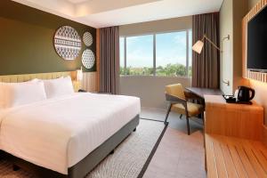 Phòng Loại Sang Giường Lớn (Deluxe King Room)