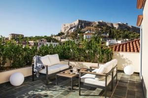 Iconic Suite with Acropolis View & Private Hot Tub room in A77 Suites by Andronis