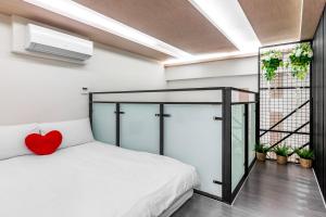 Suite Gia Đình Cực Lớn không có Cửa Sổ - Không Hút Thuốc (Extra Large Family Suite without Window - Non-Smoking)