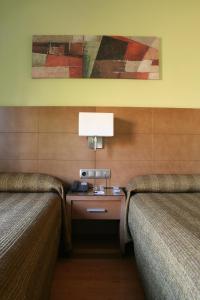 Twin Room room in Hotel 4C Puerta Europa