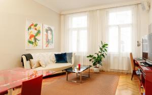One-Bedroom Apartment room in Apartments Fuchsthallergasse