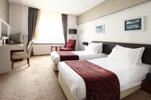 Superior Twin Room room in Surmeli Istanbul Hotel