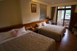 Phòng 4 người Nhìn ra cảnh Núi non (Quadruple Room with Mountain View)