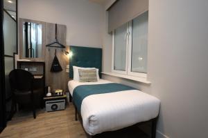 Single Room room in Euston Square Hotel