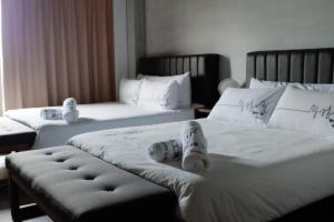 Phòng 2 giường đơn có ban công (Twin Room with Balcony)