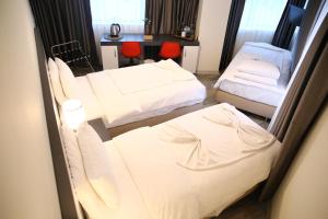 Triple Room with Shower room in Eva Otel