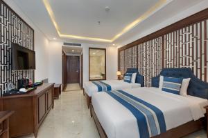 Deluxe 2 giường Hướng phố (Deluxe Twin City View)
