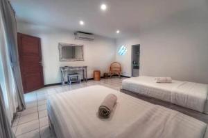 Phòng Tiêu Chuẩn 2 Giường Đơn Nhìn Ra Khu Vườn (Standard Twin Room with Garden View)