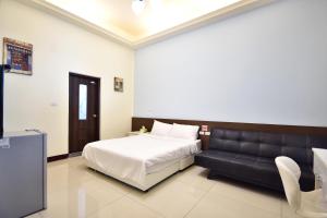 Phòng Tiêu Chuẩn Giường Đôi (Standard Double Room)