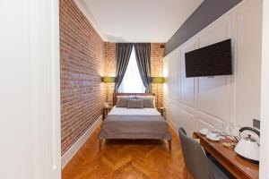Economy Double Room room in Hotel Miniature