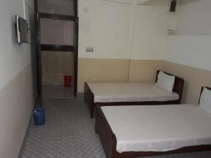 Twin Room room in Al Abbas Guest House
