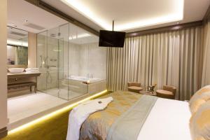 Superior Double Room room in Pierre Loti Hotel