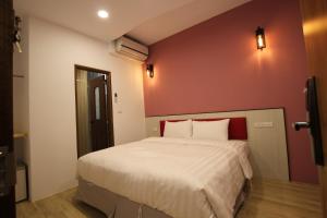 Phòng Tiêu Chuẩn Giường Đôi (Standard Double Room)