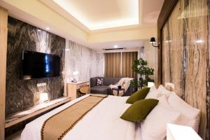 Phòng Loại Sang Giường Đôi (Deluxe Double Room)
