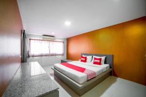 One-Bedroom Suite room in OYO 460 Int Place