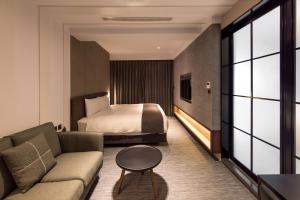 Phòng Đôi Loại Sang (Deluxe Double Room)