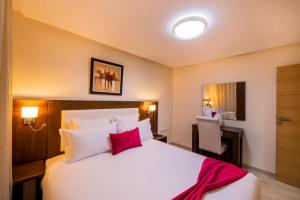 Deluxe Suite room in Appart-hotel Marrakech Inn