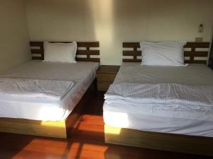 Phòng 4 Người Có Phòng Tắm (Quadruple Room with Bathroom)
