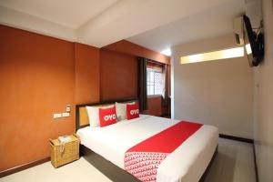 Standard Double Room room in OYO 482 Pannee Lodge Khaosan