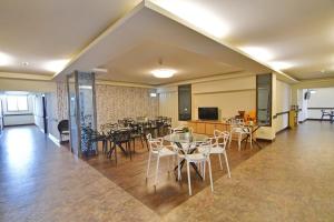 Phòng 4 người Nhìn ra cảnh Núi non (Quadruple Room with Mountain View)
