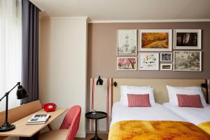 Superior Double Room room in Hotel Indigo Madrid - Princesa