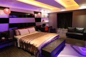 Phòng Superior giường đôi lớn (Superior Queen Room)