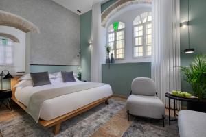 Double Room room in Damson - Machne Yehuda Hotel