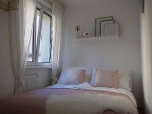 One-Bedroom Apartment room in Beautiful & Central 2-room Apartment Vienna